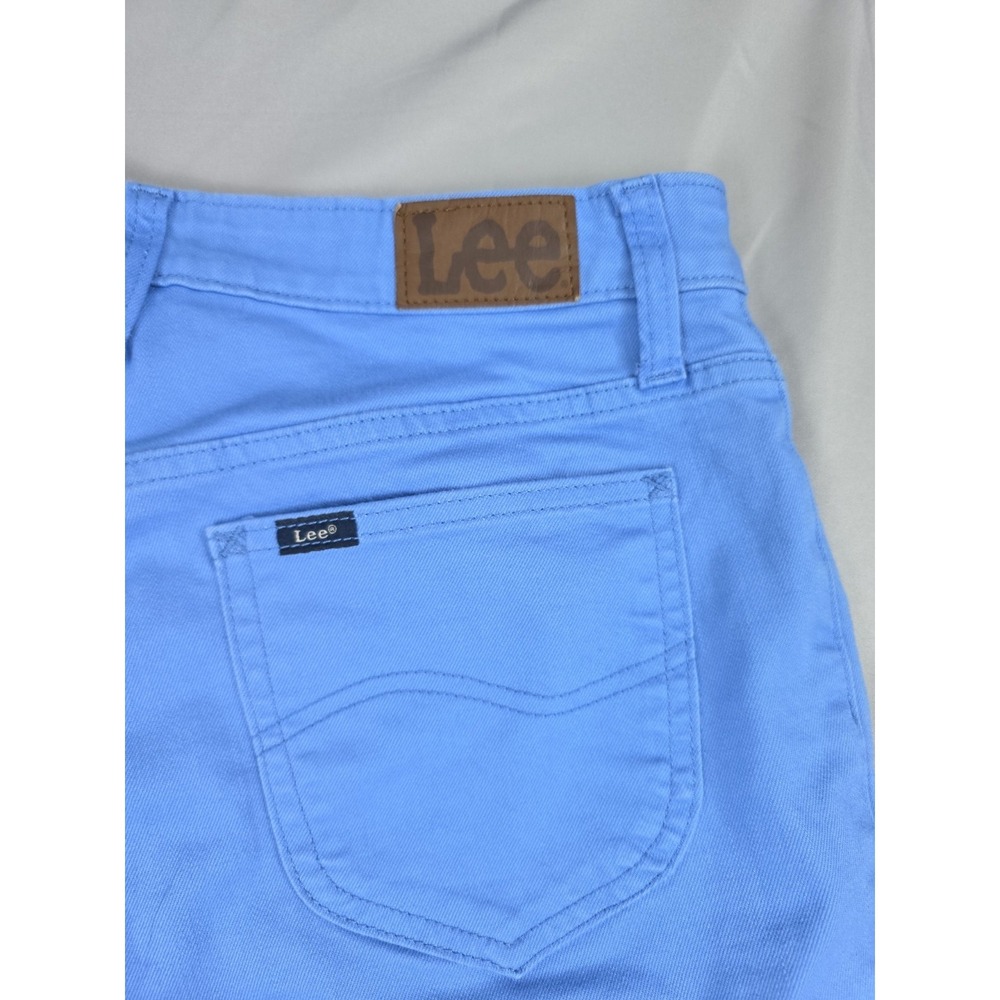 Lee Women's Mid Rise Sky Blue Bermuda Shorts Size 6 Stretch - Picture 10 of 12